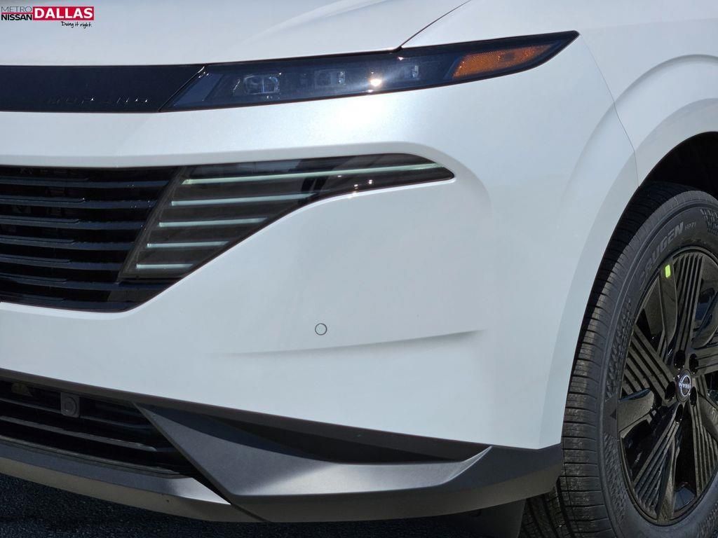 Vehicle image 22 of 24