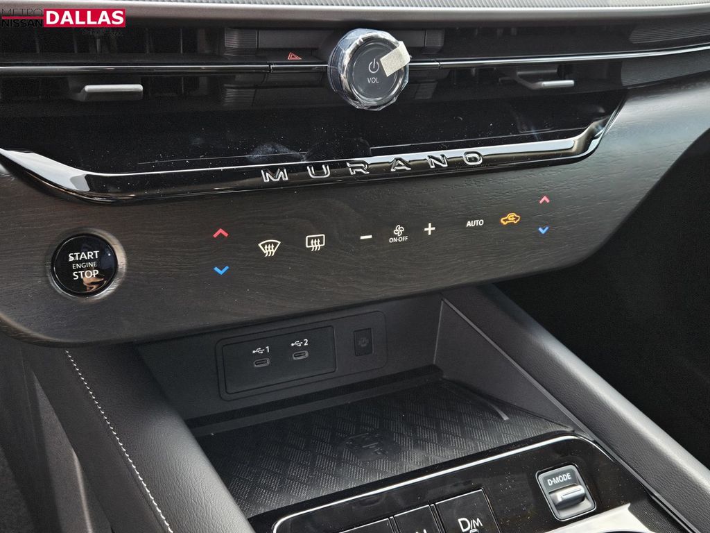 Vehicle image 21 of 23