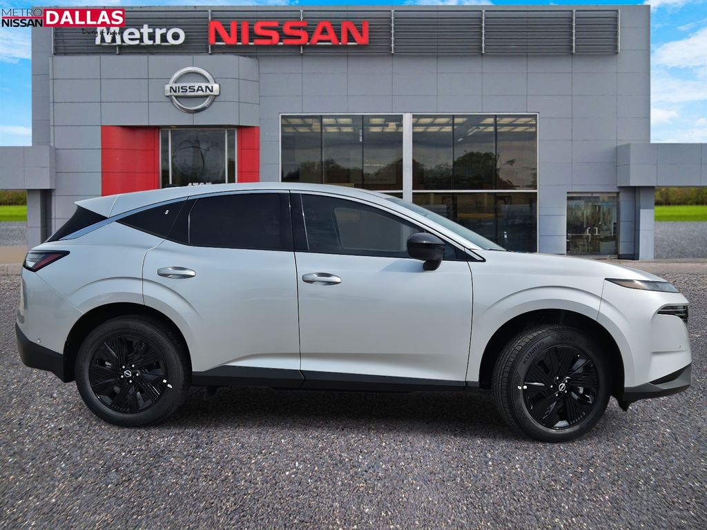 Vehicle image 4 of 23