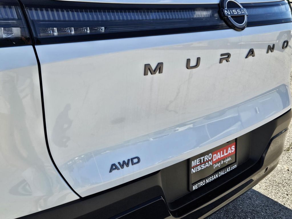 Vehicle image 20 of 22
