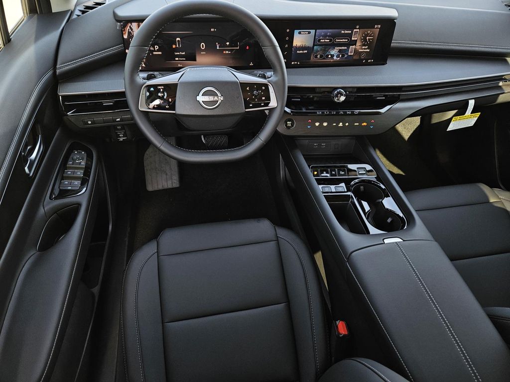 Vehicle image 10 of 22