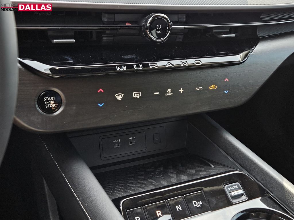 Vehicle image 21 of 23