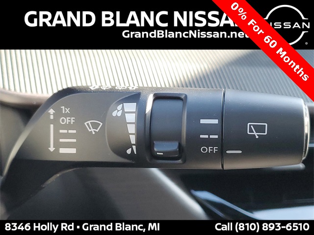 Vehicle image 20 of 33