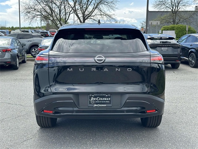 Vehicle image 5 of 18
