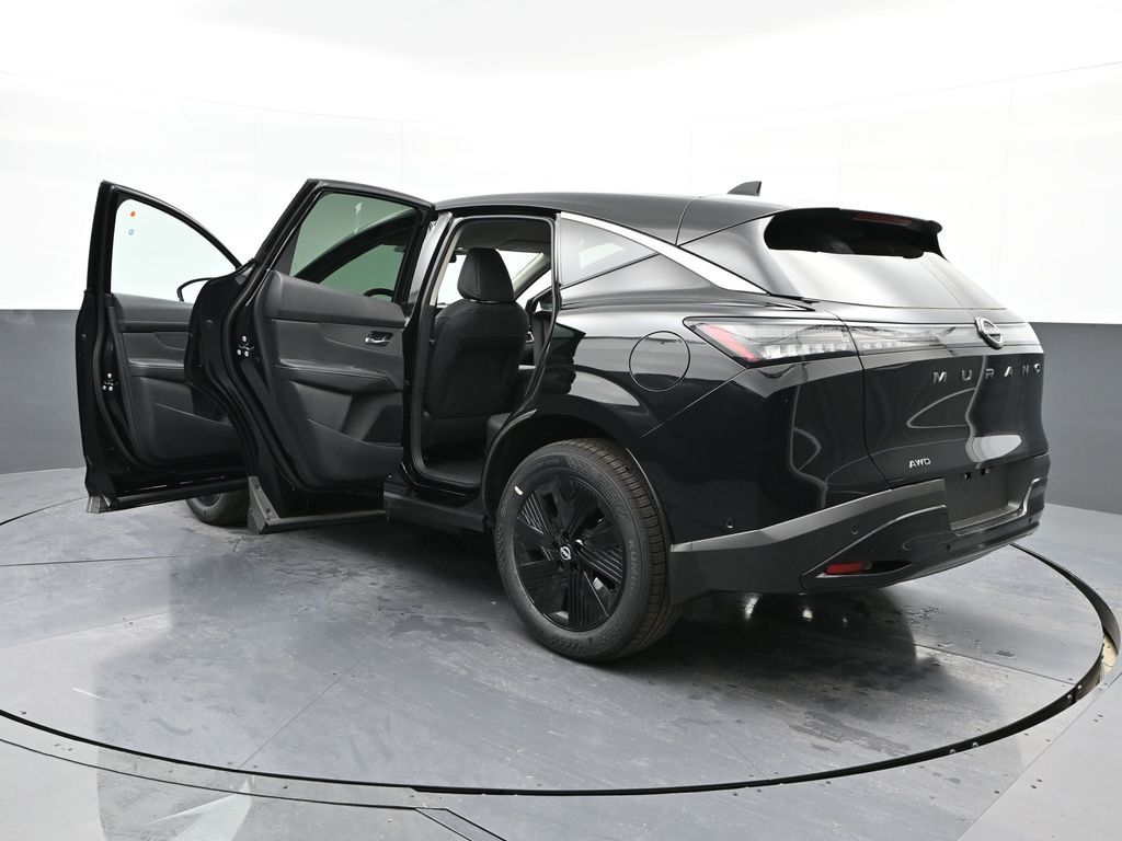 Vehicle image 20 of 31