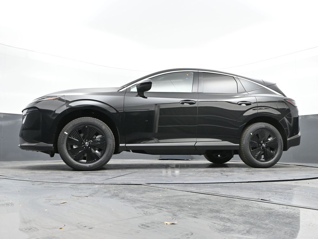 Vehicle image 26 of 31