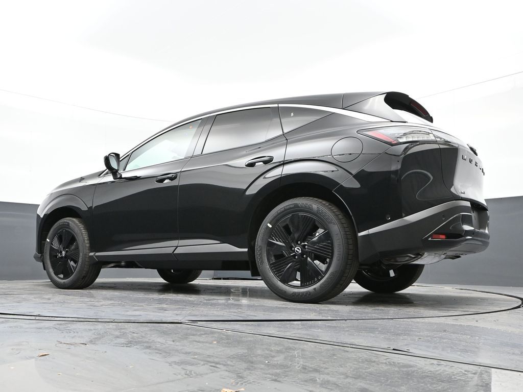 Vehicle image 22 of 31