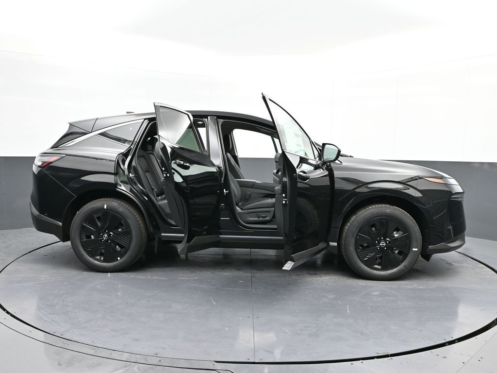 Vehicle image 9 of 31