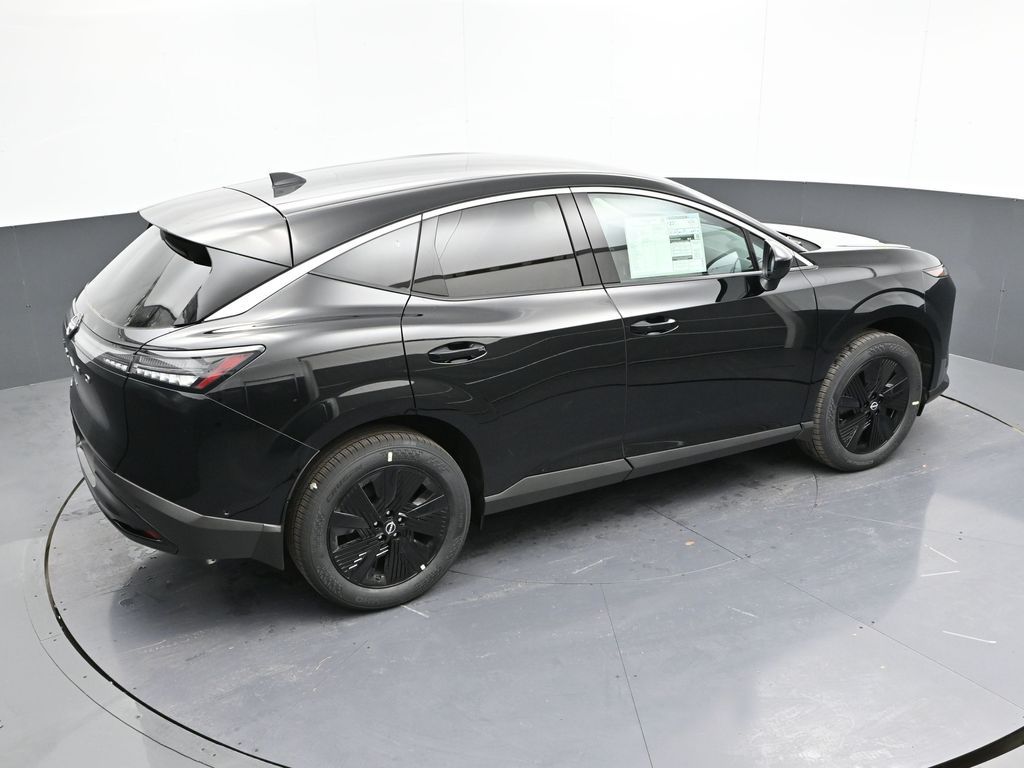 Vehicle image 13 of 31