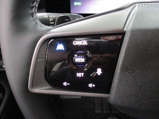 Vehicle image 19 of 29