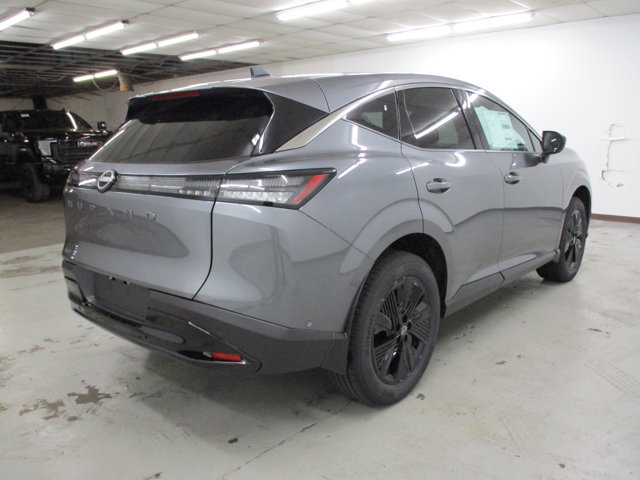 Vehicle image 4 of 29