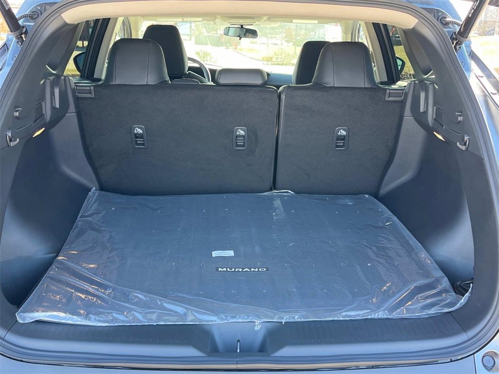 Vehicle image 11 of 31