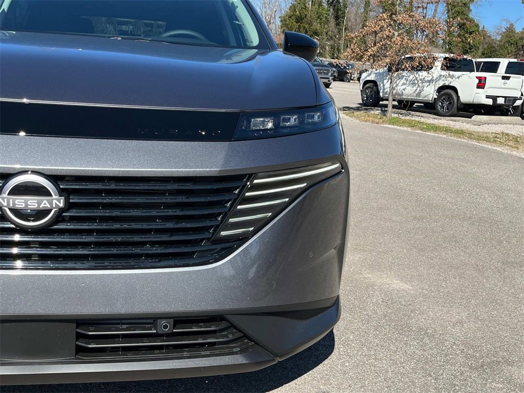 Vehicle image 13 of 31
