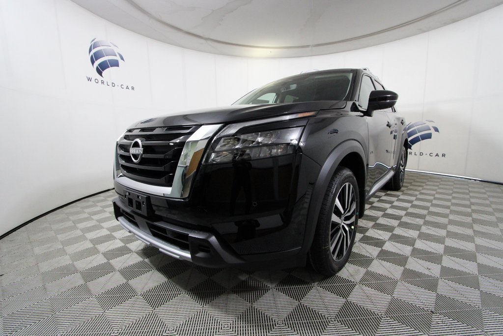 Vehicle image 1 of 39