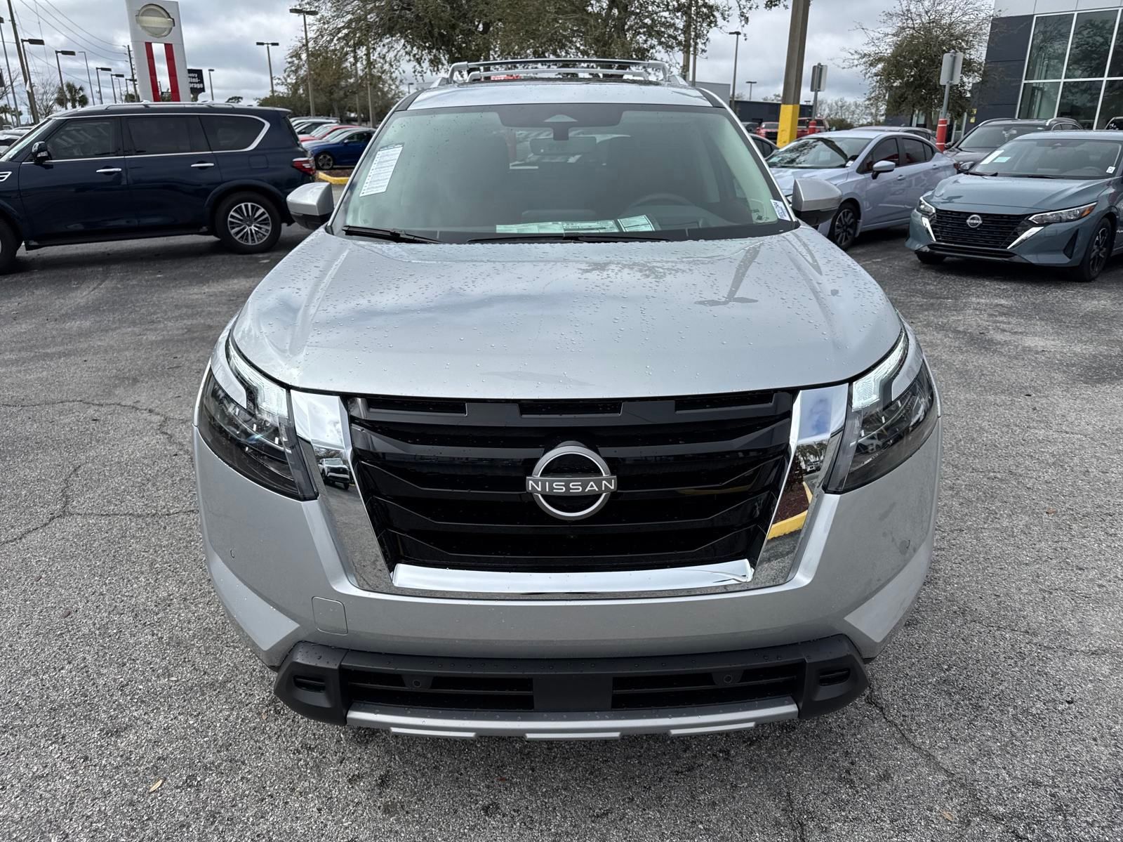 Vehicle image 34 of 35
