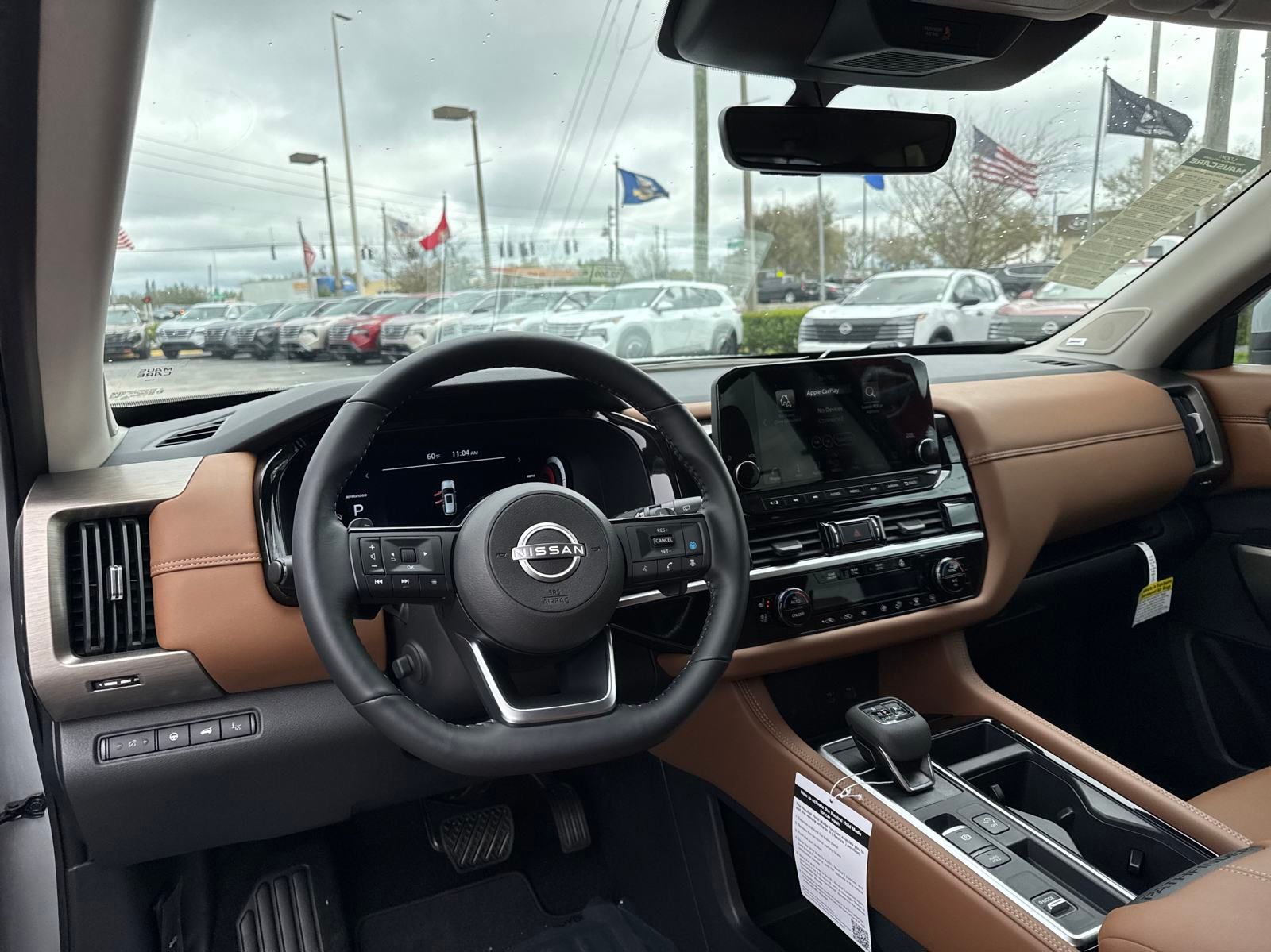 Vehicle image 14 of 35
