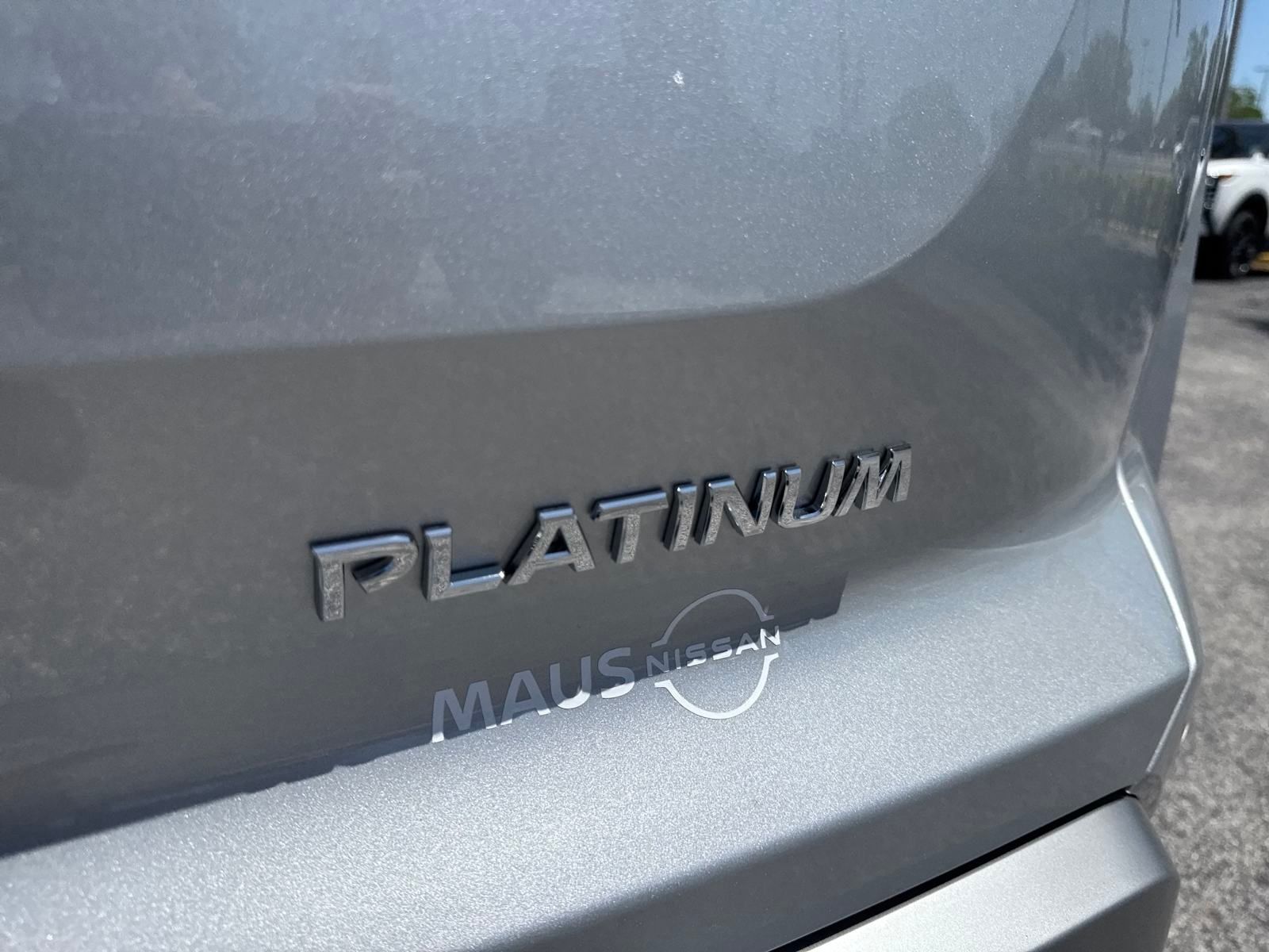 Vehicle image 28 of 34