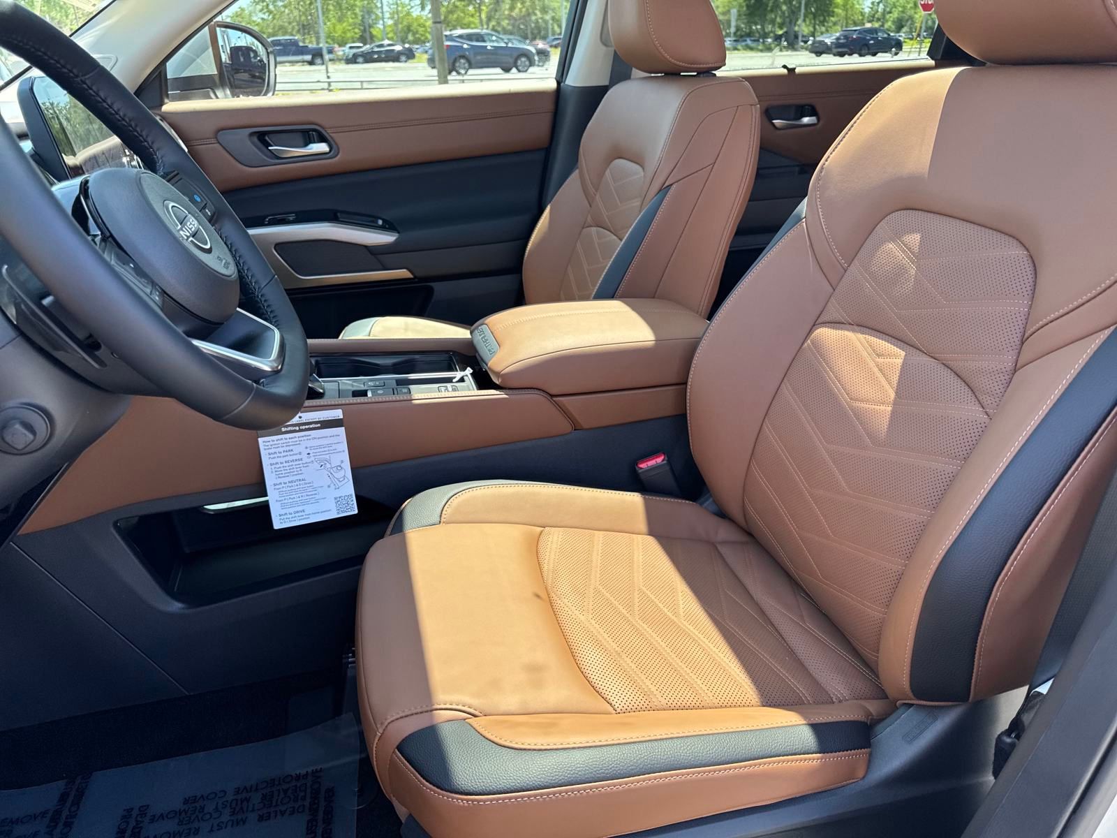 Vehicle image 12 of 34