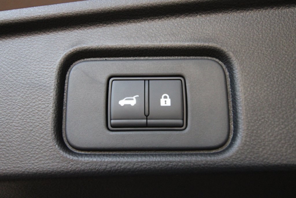 Vehicle image 31 of 41