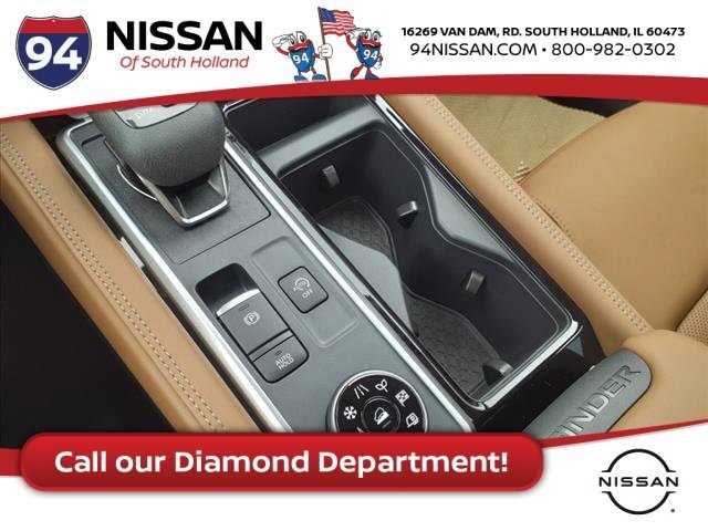 Vehicle image 20 of 21