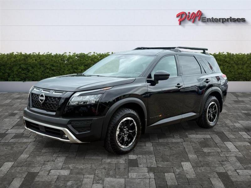 2025 Nissan Pathfinder Rock Creek Image 1 of 54
