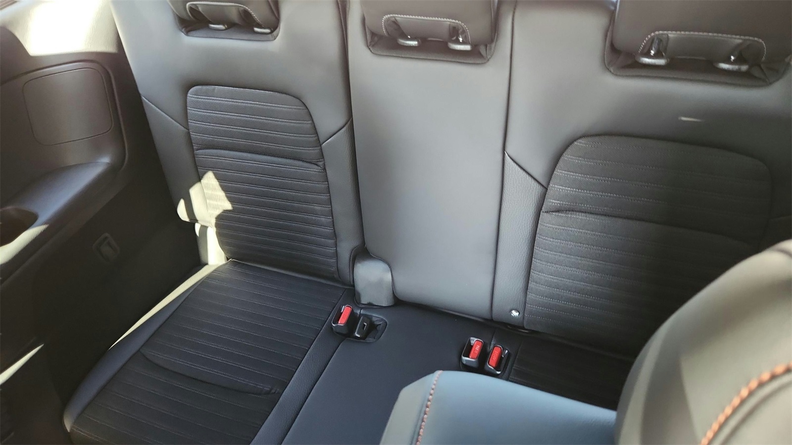Vehicle image 20 of 30