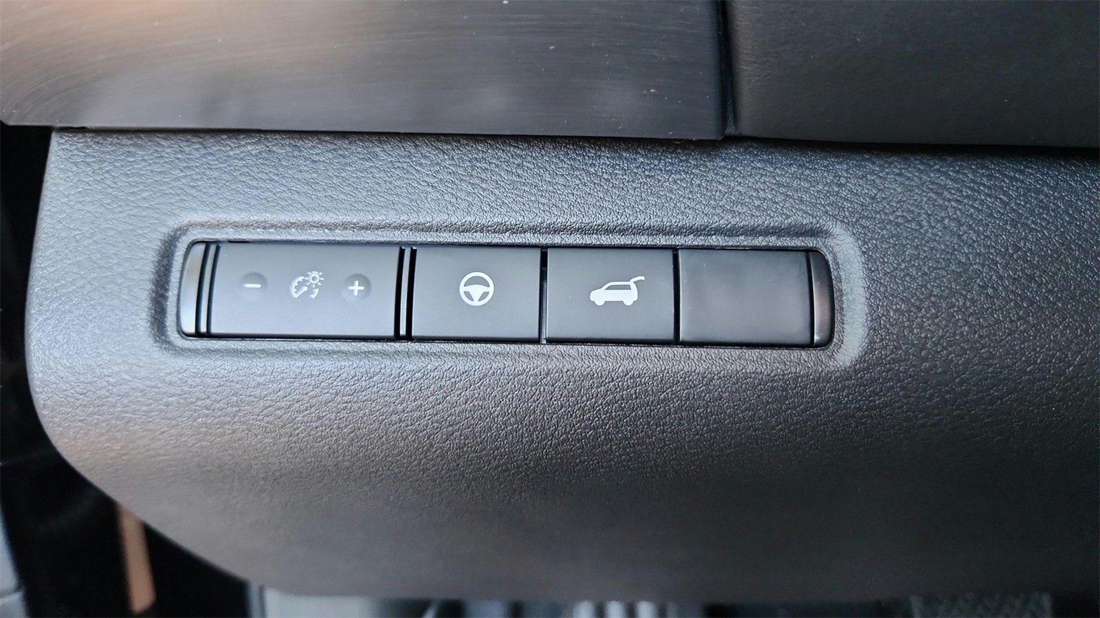 Vehicle image 25 of 30