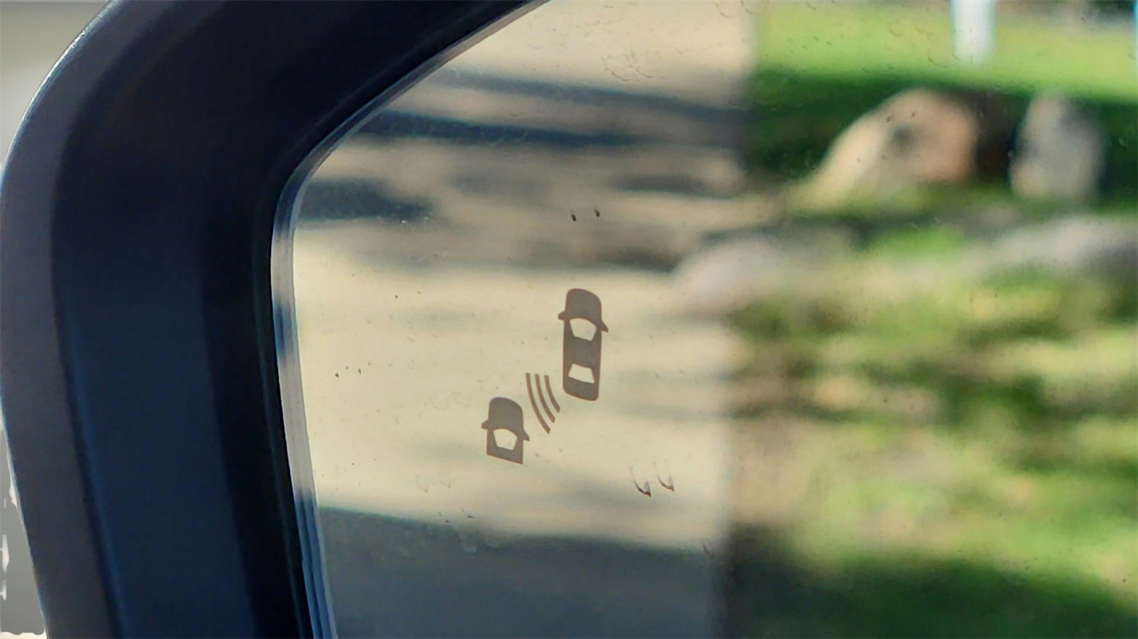 Vehicle image 11 of 30