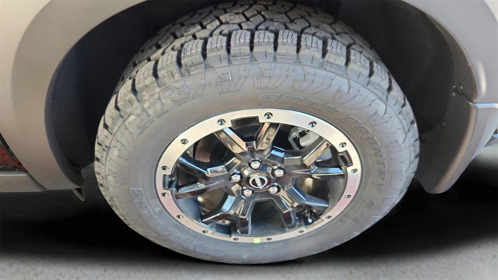 Vehicle image 24 of 30