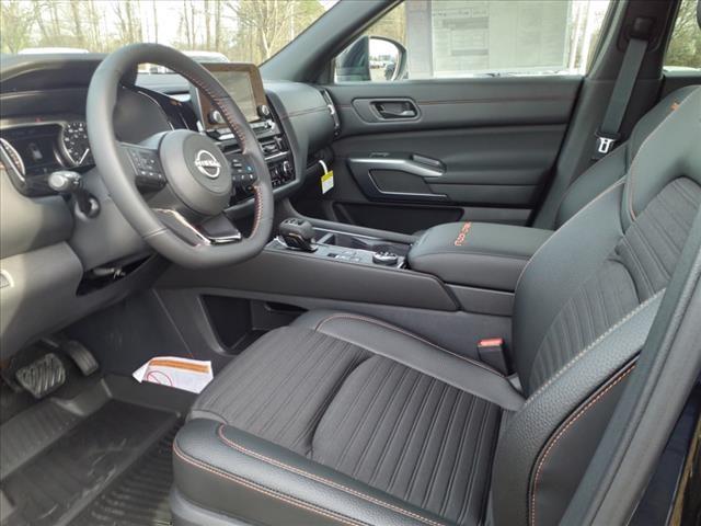 Vehicle image 5 of 15