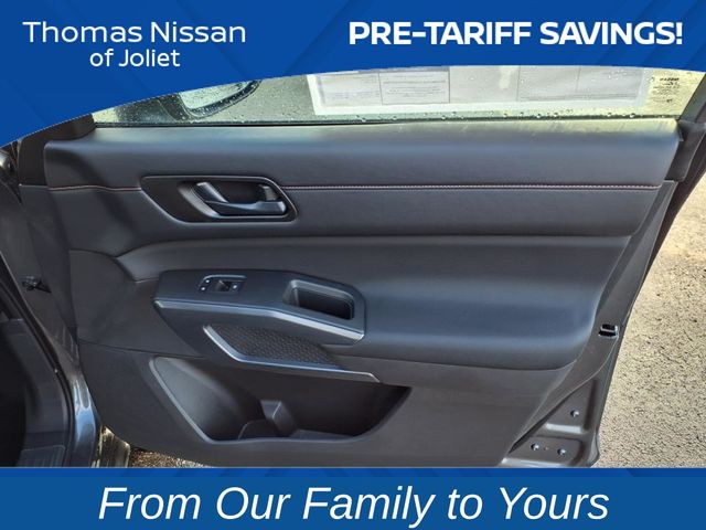 2025 Nissan Pathfinder Rock Creek Image 20 of 25