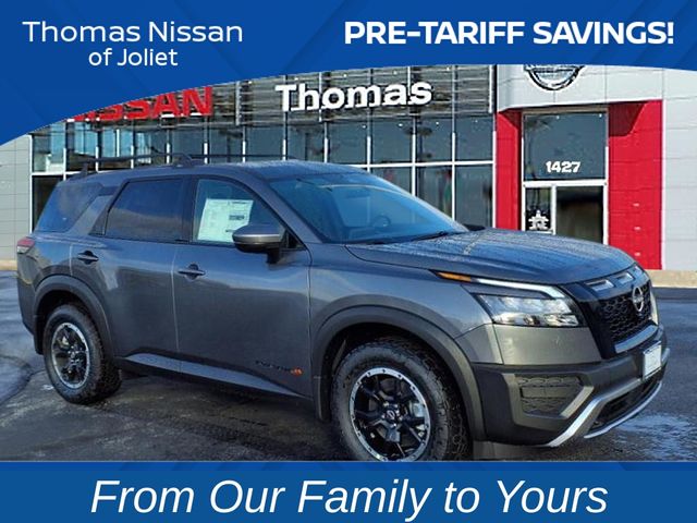2025 Nissan Pathfinder Rock Creek Image 3 of 25