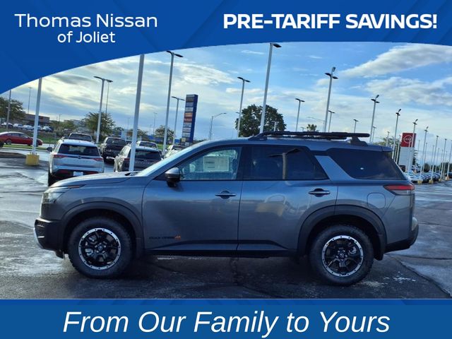2025 Nissan Pathfinder Rock Creek Image 8 of 25