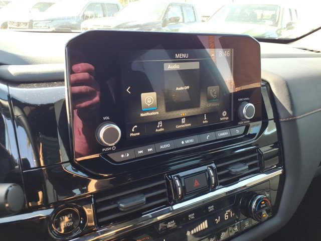 2025 Nissan Pathfinder Rock Creek Image 9 of 13