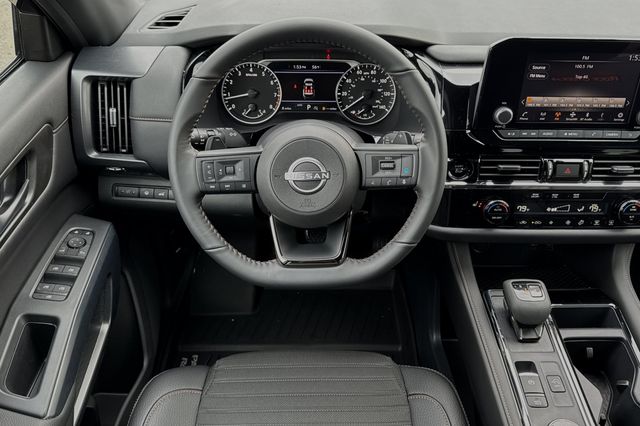 Vehicle image 12 of 20