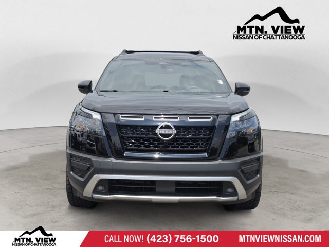 2025 Nissan Pathfinder Rock Creek Image 3 of 32