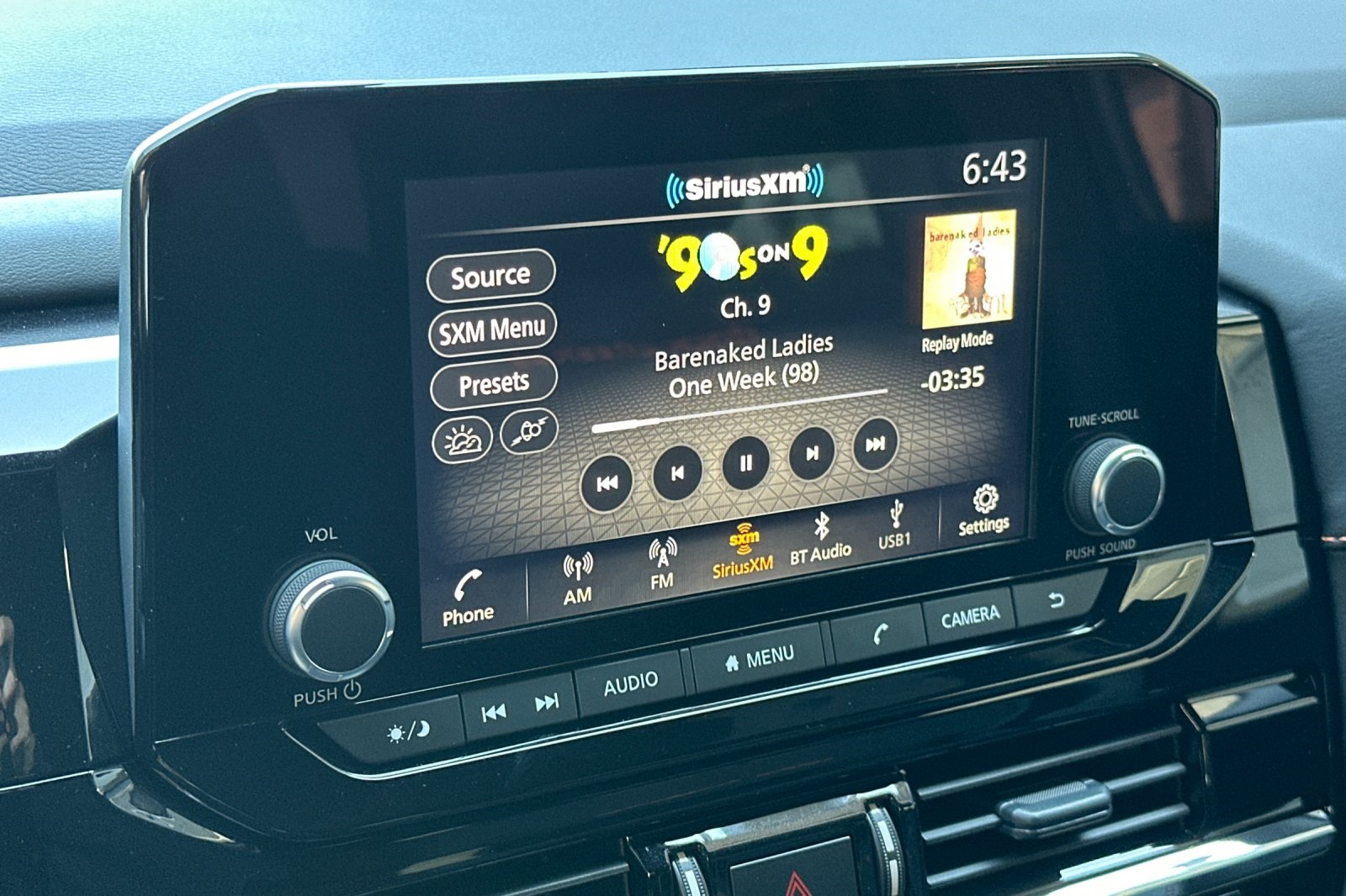 Vehicle image 20 of 36