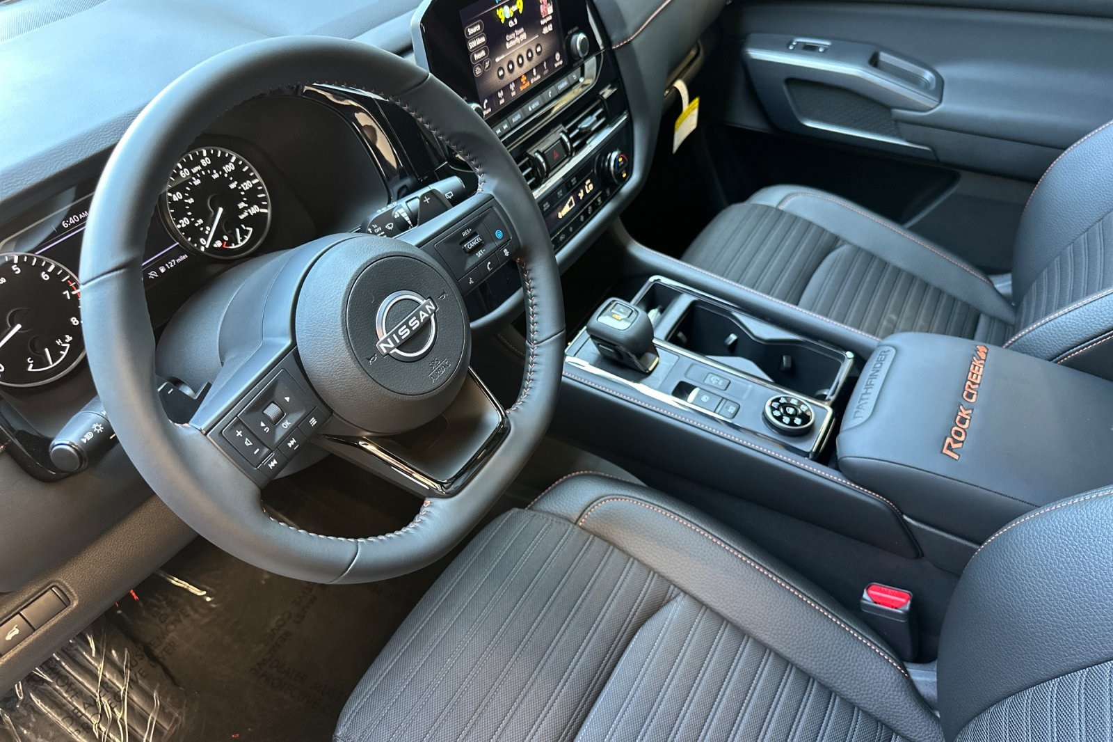 Vehicle image 31 of 36