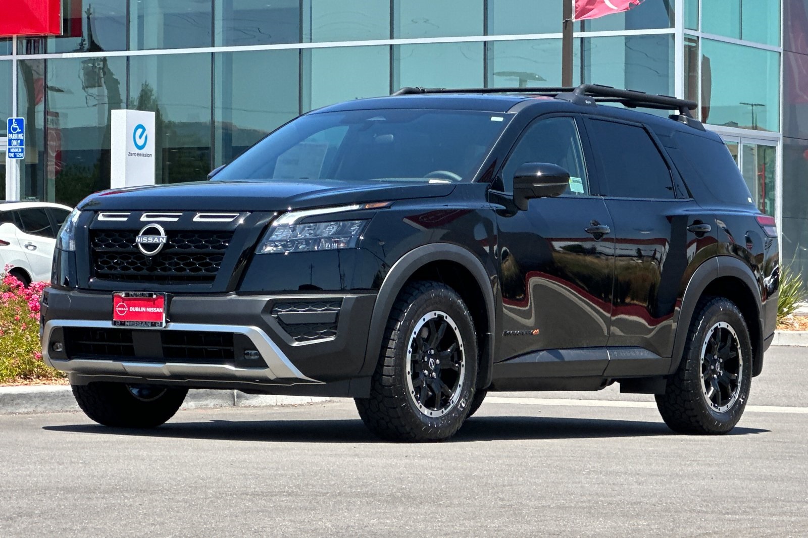 Vehicle image 7 of 36