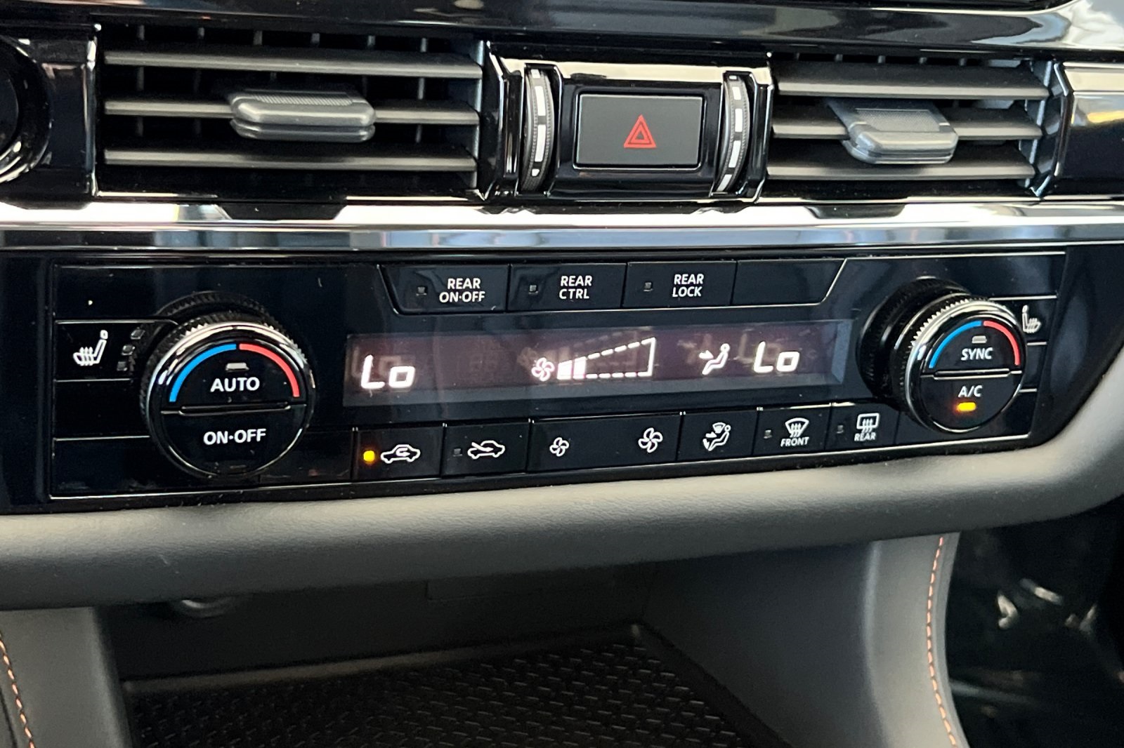 Vehicle image 24 of 25