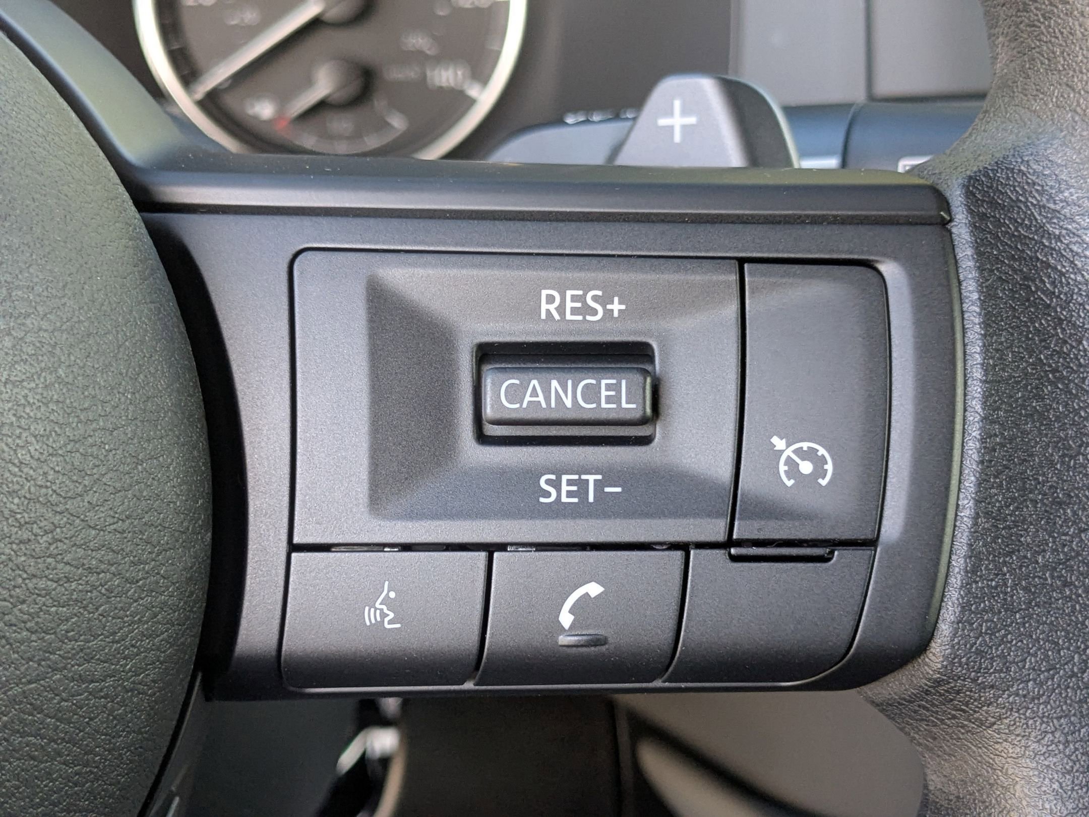 2025 Nissan Pathfinder S Image 26 of 27