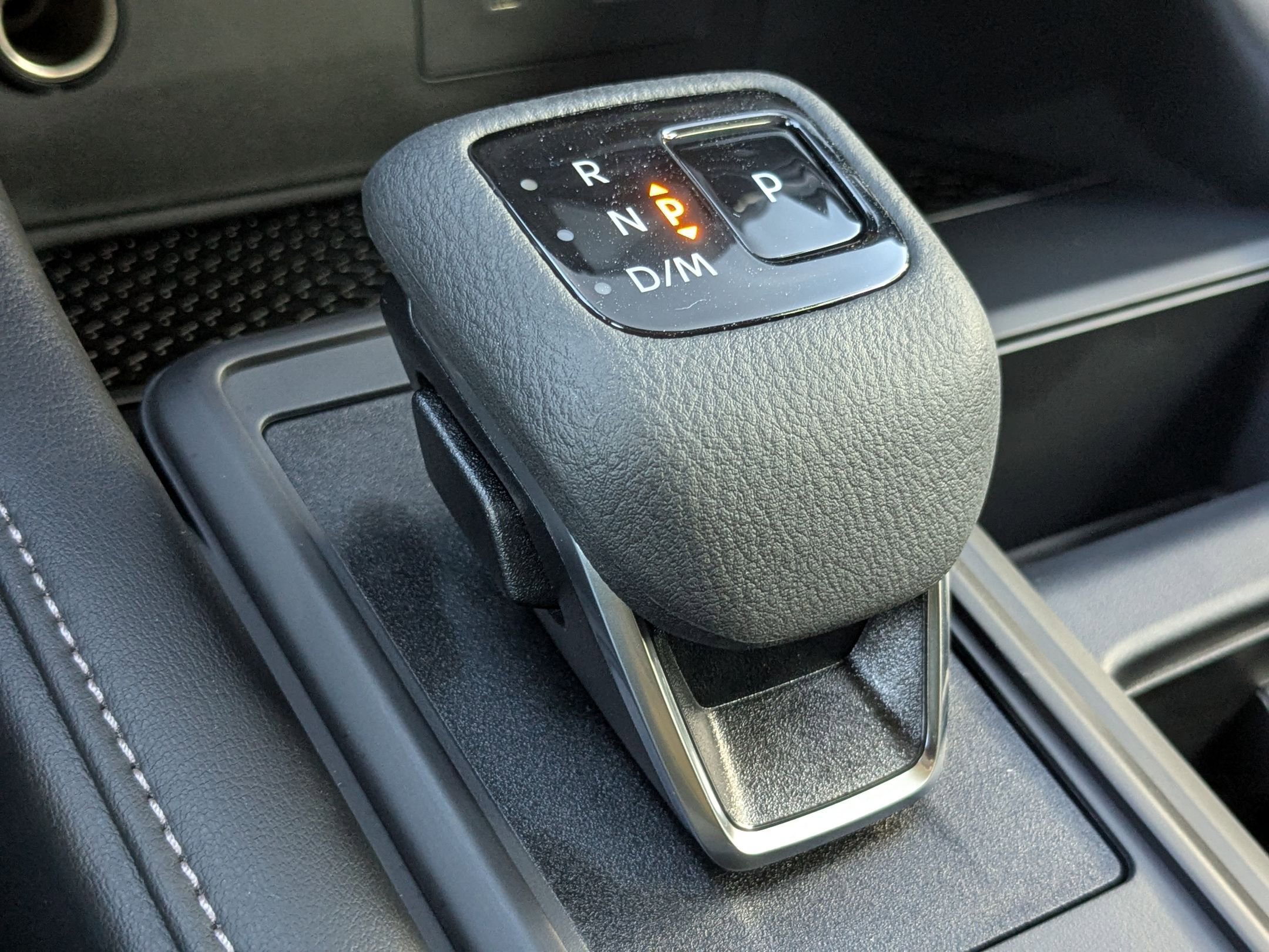 2025 Nissan Pathfinder S Image 20 of 27