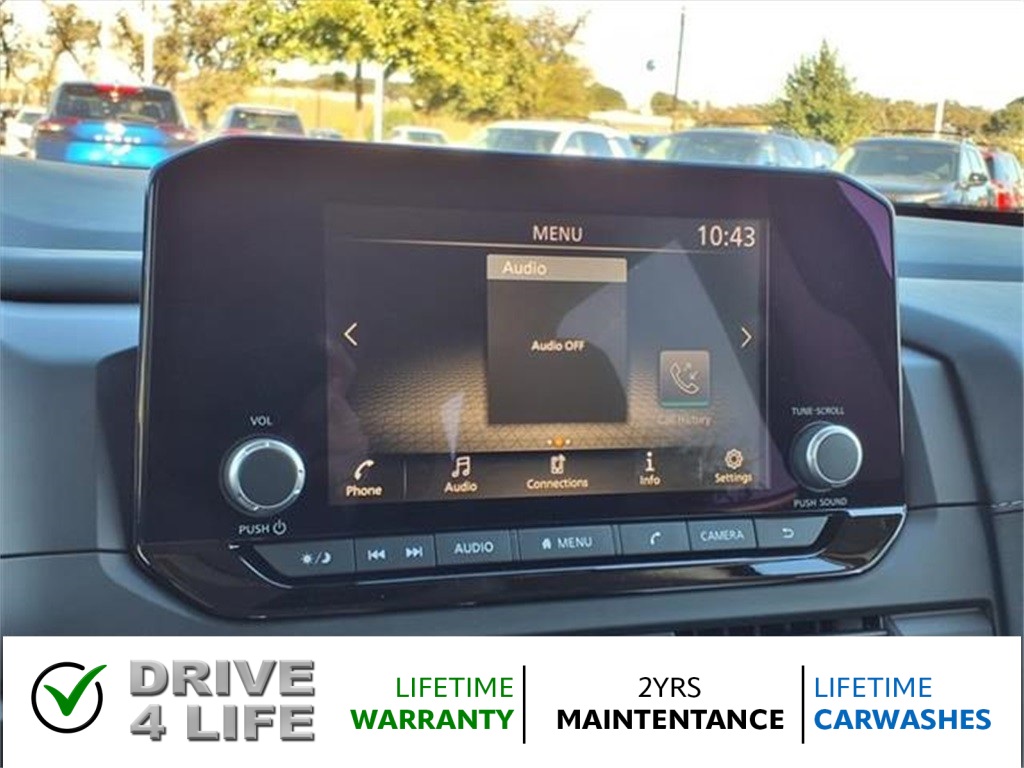 Vehicle image 16 of 24