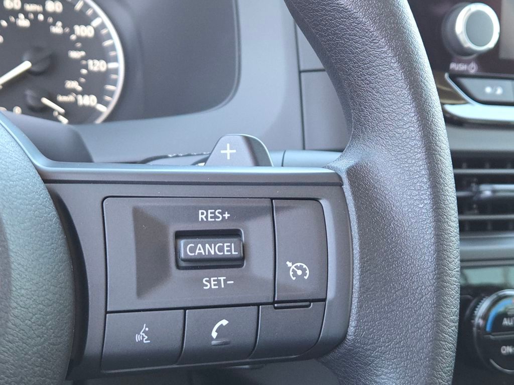 2025 Nissan Pathfinder S Image 23 of 31