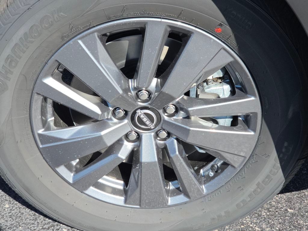 2025 Nissan Pathfinder S Image 10 of 31