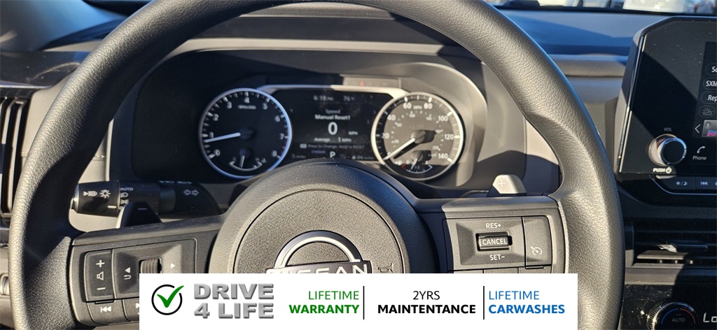 Vehicle image 19 of 24