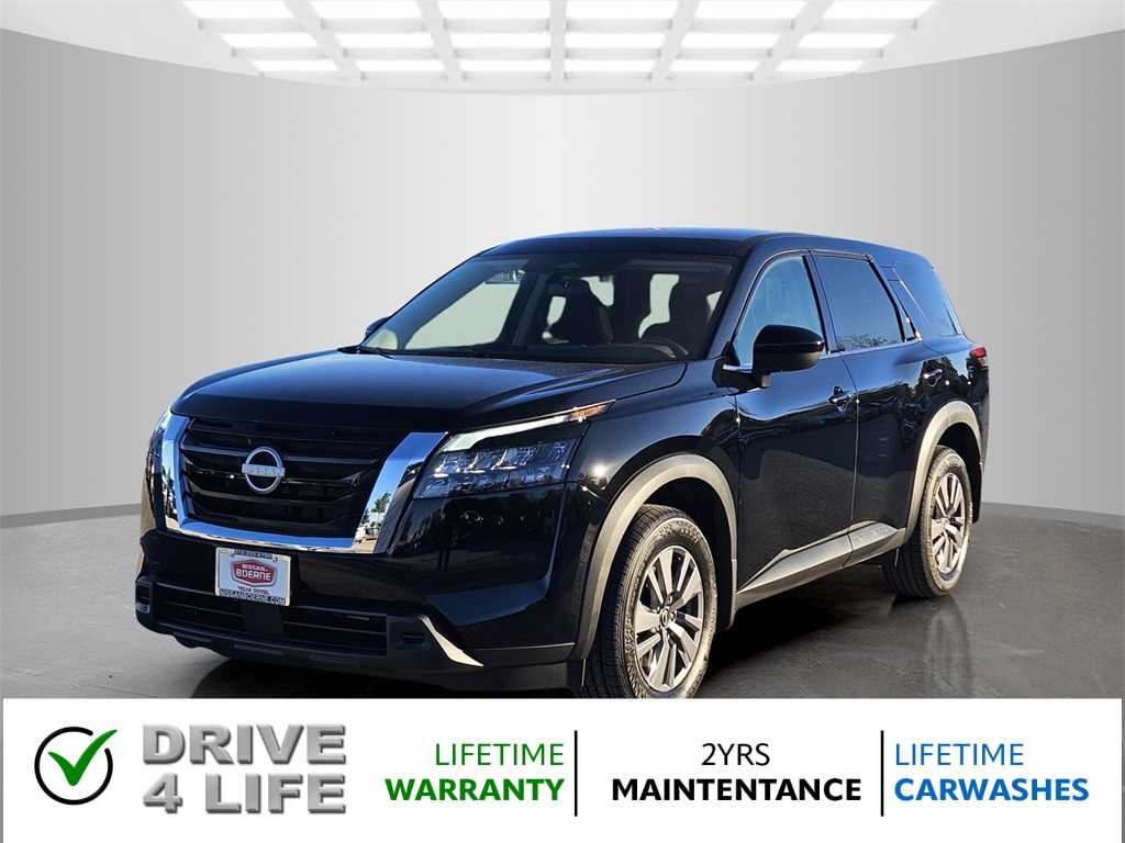 Vehicle image 1 of 24