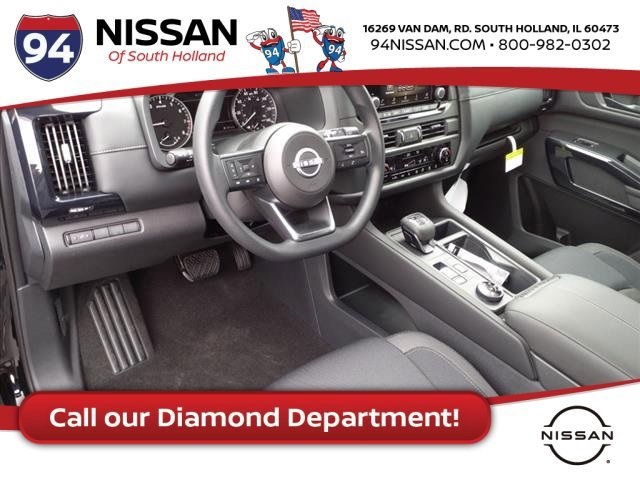 Vehicle image 10 of 21