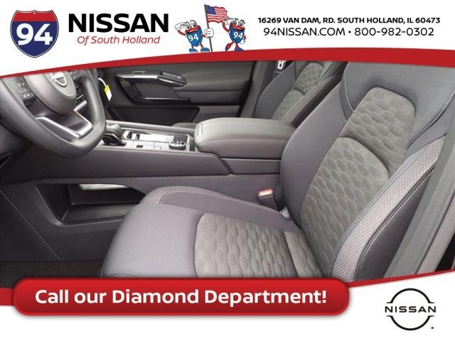 Vehicle image 12 of 21