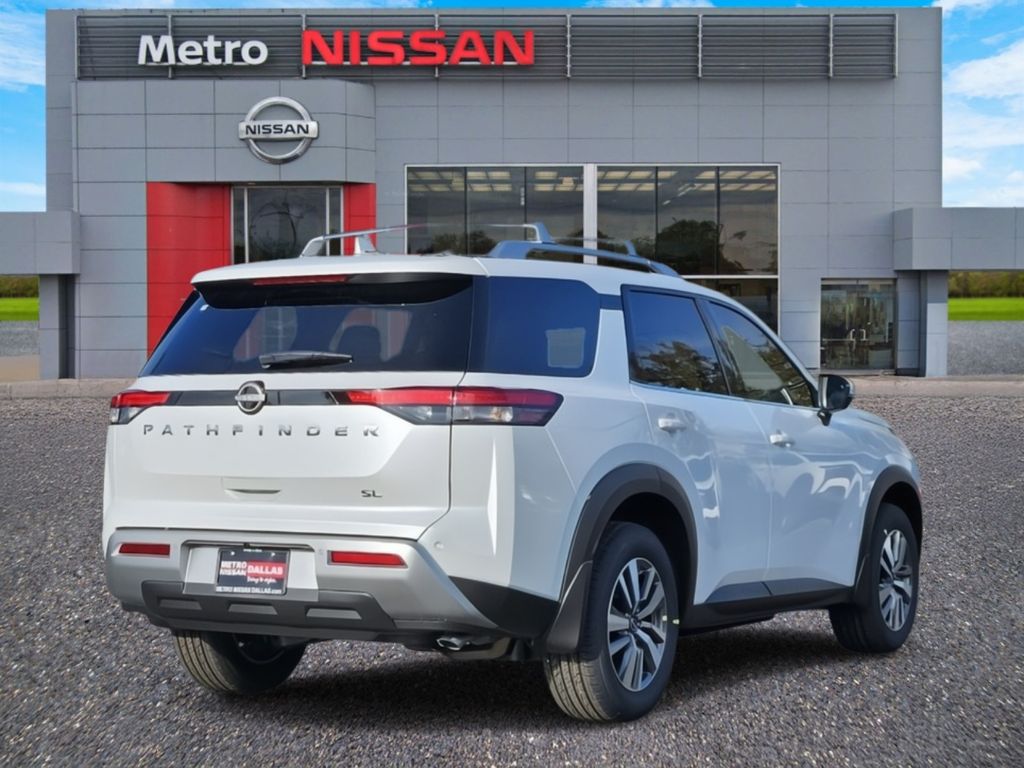 Vehicle image 5 of 25